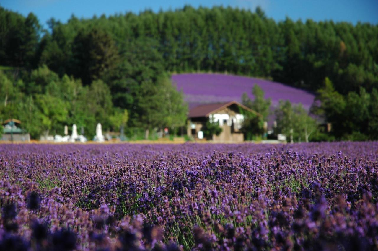 Hotel Naturwald Nakafurano Buitenkant foto